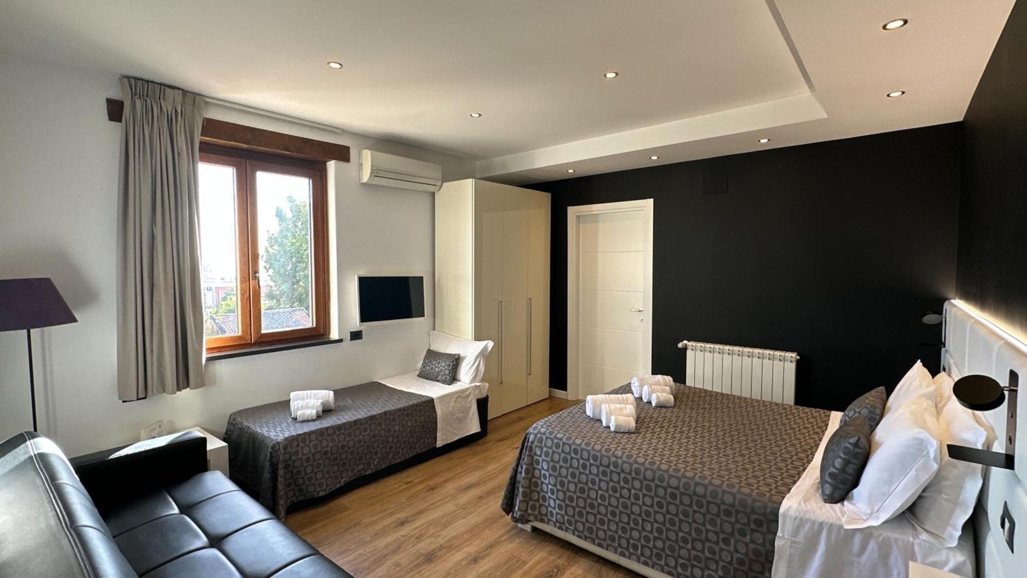 Ottomood B&B And Apartments Tremestieri Etneo Szoba fotó